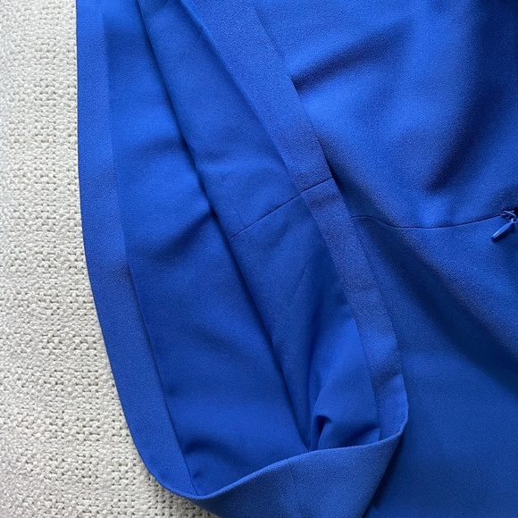 BCBGMaxAzria Crisscross Halter Peplum Dress in "Blueberry", Size 0 - Picture 16 of 16